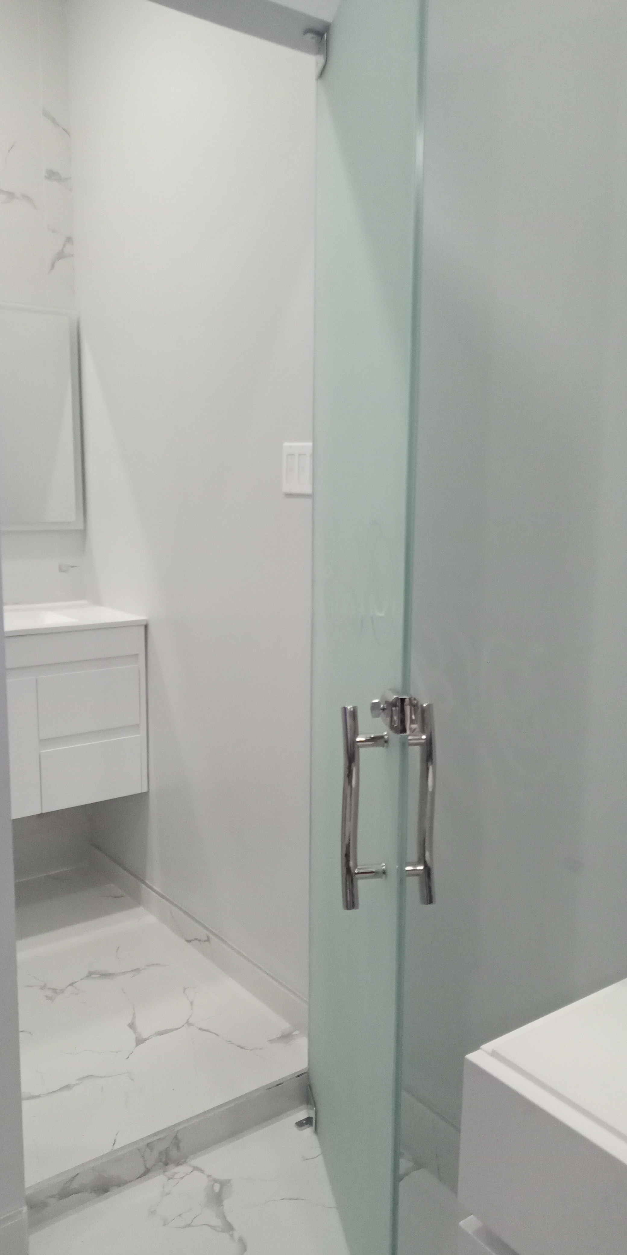 Customizable Pivot Doors: Enhance Your Interior Design with Versatile ...